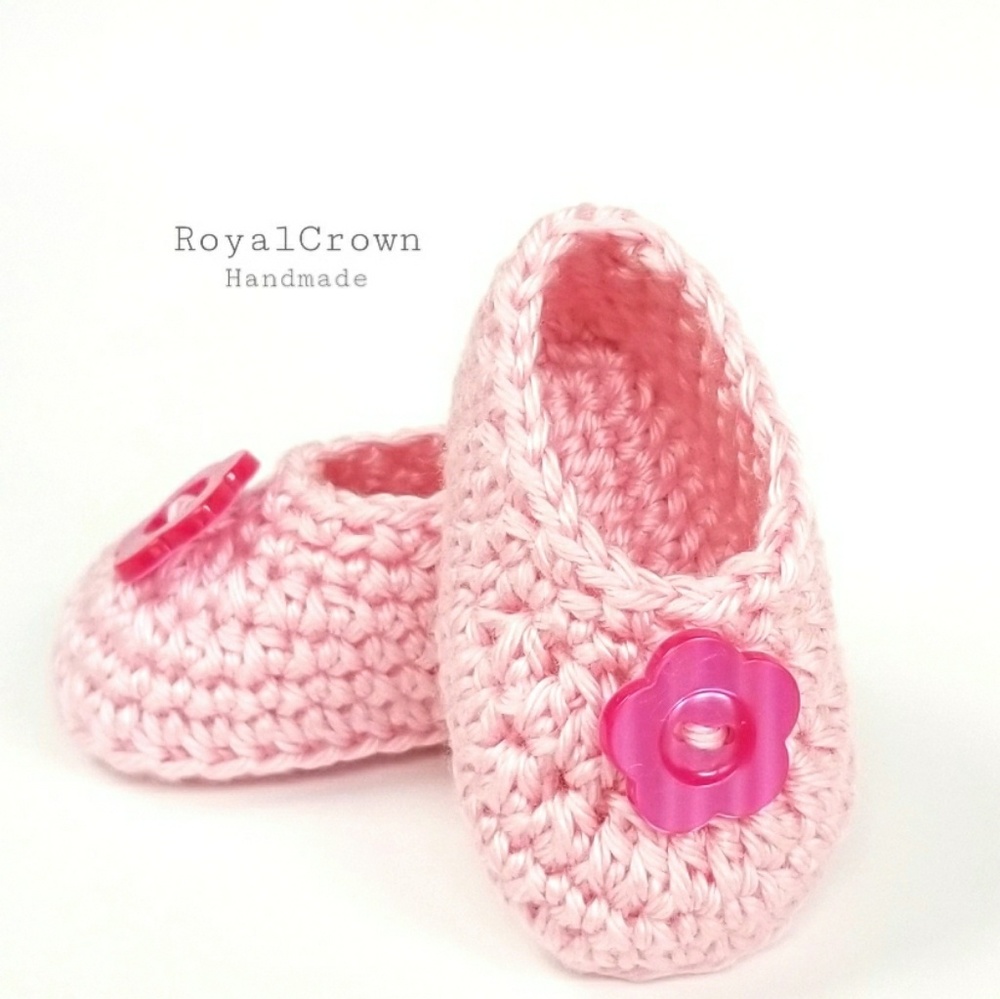 Baby girl booties